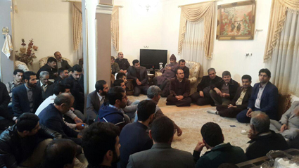 کشور اسیر برخی مدیران بیتدبیر است/ از امیرآباد تا فرحآباد منطقه آزاد شود