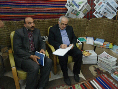مسئولان کنار خبرنگاران